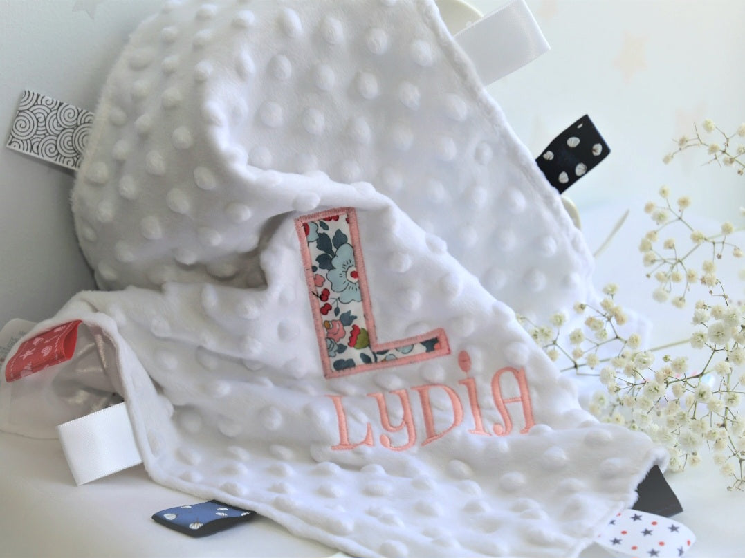 Personalised Baby Soft Dimple Comforter Taggy, taggie , Tag Blanket , Gift - WHITE