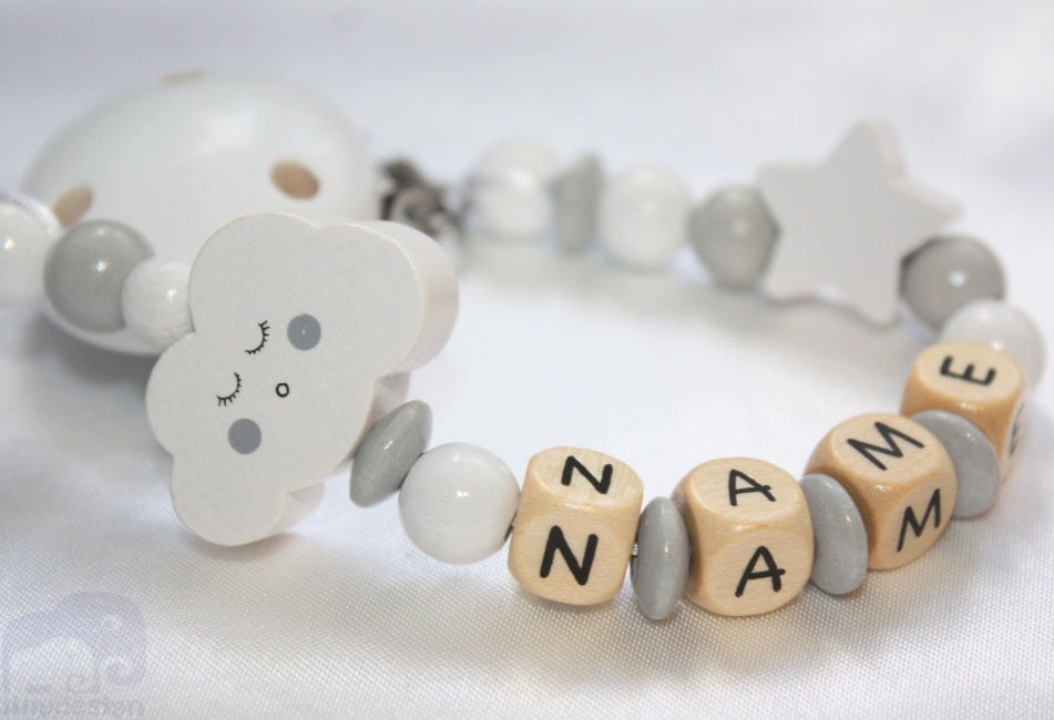 Personalized Wooden Pacifier Clip – Cloud Baby Gift